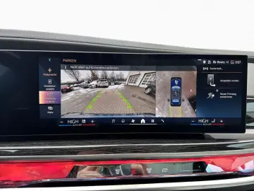 BMW 750e xDrive M-Sport SkyLounge DA PA-Pro Autm