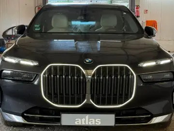 BMW 750e xDrive EXEC.LOUNGE FOND ENTERT voll