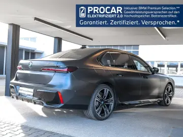 BMW 750e xDrive M Sport TV HUD PANO ACC 360 KAM RFK