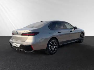 BMW 750e xDrive M Sport Pro DAProf. Autobahnass.