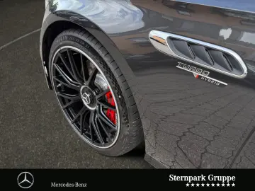 MERCEDES-BENZ E 53 Hybrid 4M T Pano Distro HuD AHK SUPER 360