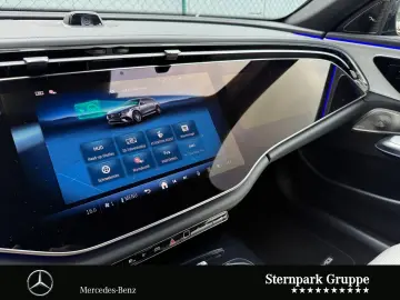 MERCEDES-BENZ E 53 Hybrid 4M T Pano Distro HuD AHK SUPER 360