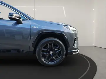 TOYOTA RAV 4 Plug-in-Hybrid GR SPORT 15 J. Garantie