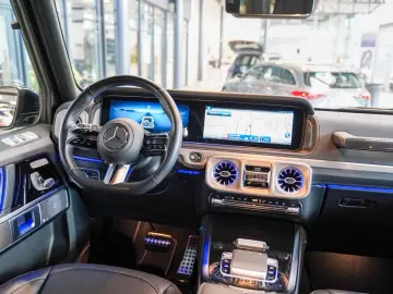 MERCEDES-BENZ G 450 d AMG Line Night I II Schiebedac…