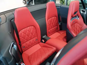 MERCEDES-BENZ SL 63 AMG 4M  silizium classicrot MANU…