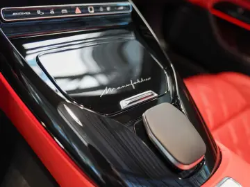 MERCEDES-BENZ SL 63 AMG 4M  silizium classicrot MANU…