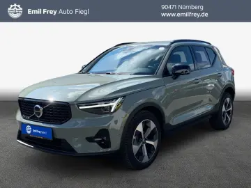 VOLVO XC40 B3 B DKG Plus Dark