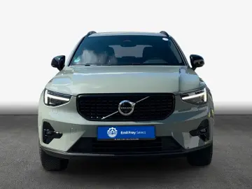 VOLVO XC40 B3 B DKG Plus Dark