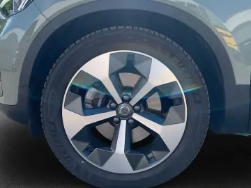 VOLVO XC40 B3 B DKG Plus Dark