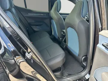 VOLVO EX30 CC Twin Motor Performance AWD Ultra Cross C