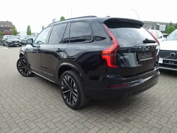 VOLVO XC90 Ultra T8 AWD 360  Pano Massage FourC B&W