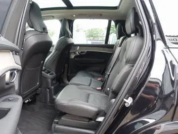 VOLVO XC90 Ultra T8 AWD 360  Pano Massage FourC B&W