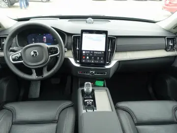 VOLVO XC90 Ultra T8 AWD 360  Pano Massage FourC B&W
