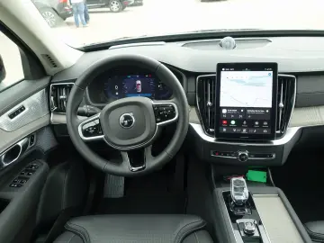 VOLVO XC90 Ultra T8 AWD 360  Pano Massage FourC B&W