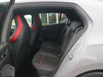 VW Golf GTI Clubsport 2.0 TSI DSG HK RFK ACC NAVI C