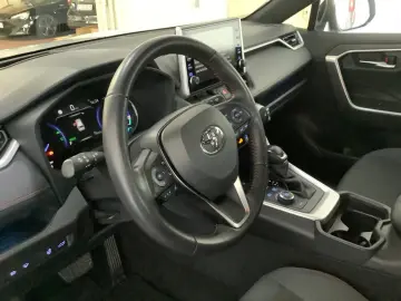 TOYOTA RAV4 Plug-in Hybrid Technik-Paket SHZ