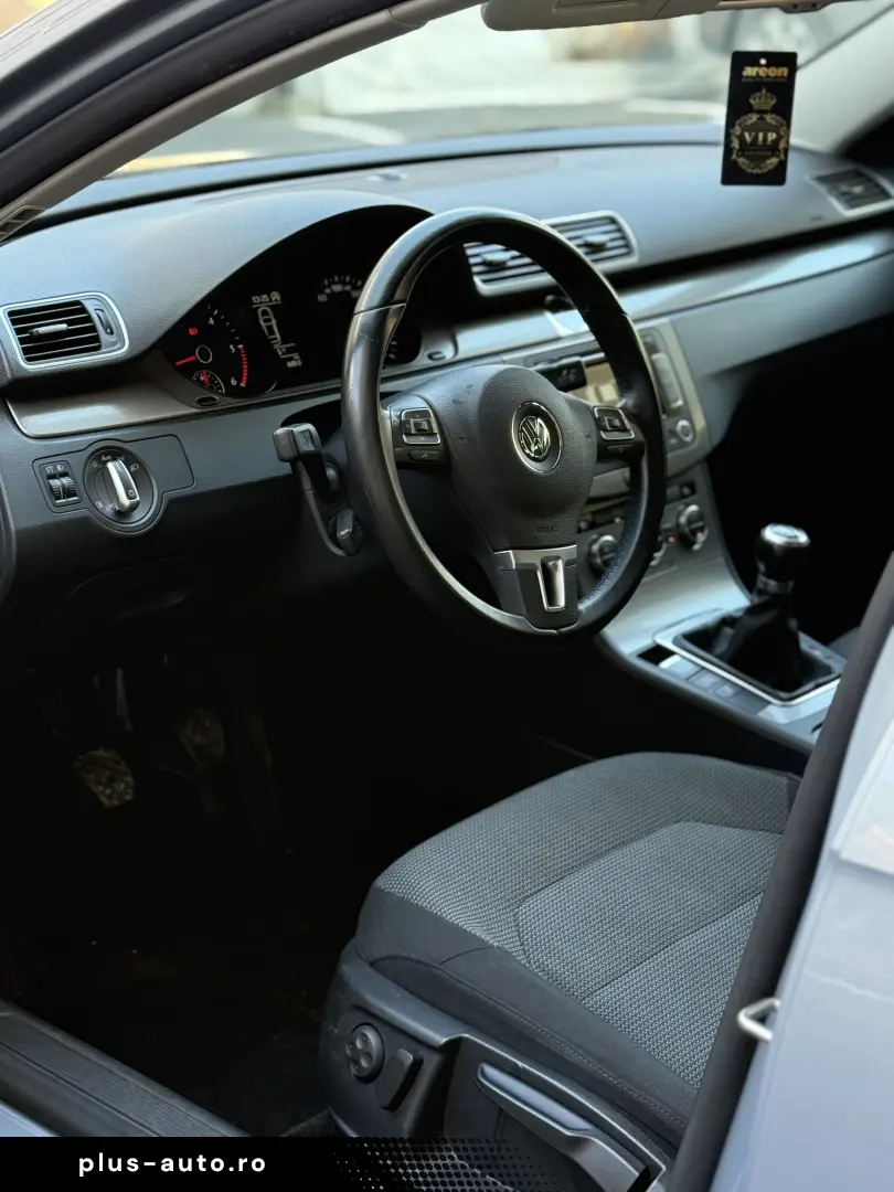VOLKSWAGEN PASSAT 1.6 TDI