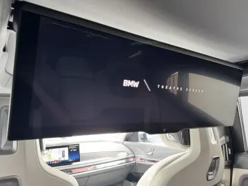 BMW 7 Series 740d xDrive Executive Lounge