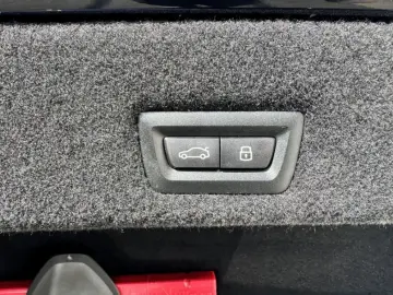 BMW 7 Series 740d xDrive Executive Lounge
