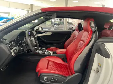 AUDI S5 Cabrio 3.0 TFSI quattro MATRIX VIRTU ACC B&O