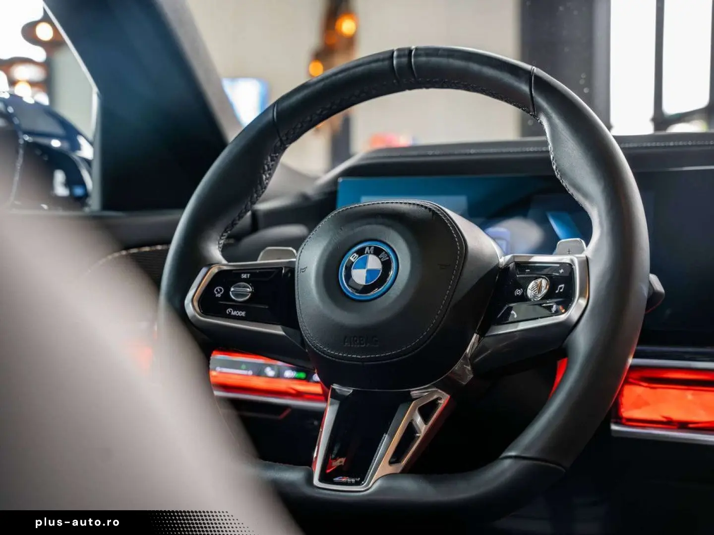 BMW 750 7 Serie 750eXAS PHEV - M-pack - Rear Seat En
