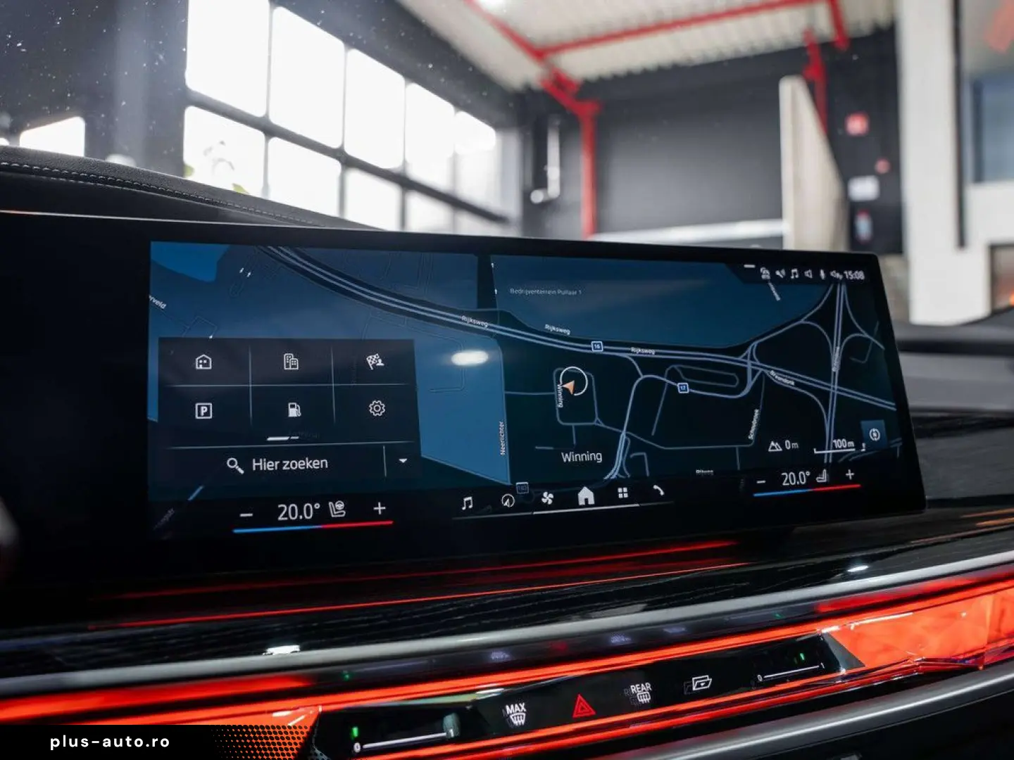 BMW 750 7 Serie 750eXAS PHEV - M-pack - Rear Seat En