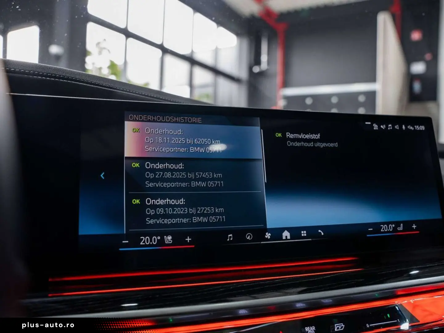 BMW 750 7 Serie 750eXAS PHEV - M-pack - Rear Seat En