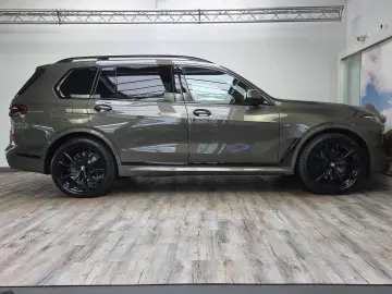 BMW X7 xDr40d M Sport Pro AHK Sitzlüftung ACC 22Zoll