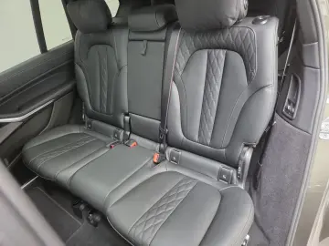 BMW X7 xDr40d M Sport Pro AHK Sitzlüftung ACC 22Zoll