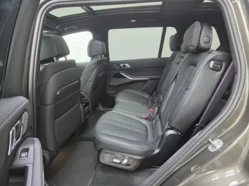BMW X7 xDr40d M Sport Pro AHK Sitzlüftung ACC 22Zoll