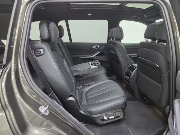 BMW X7 xDr40d M Sport Pro AHK Sitzlüftung ACC 22Zoll