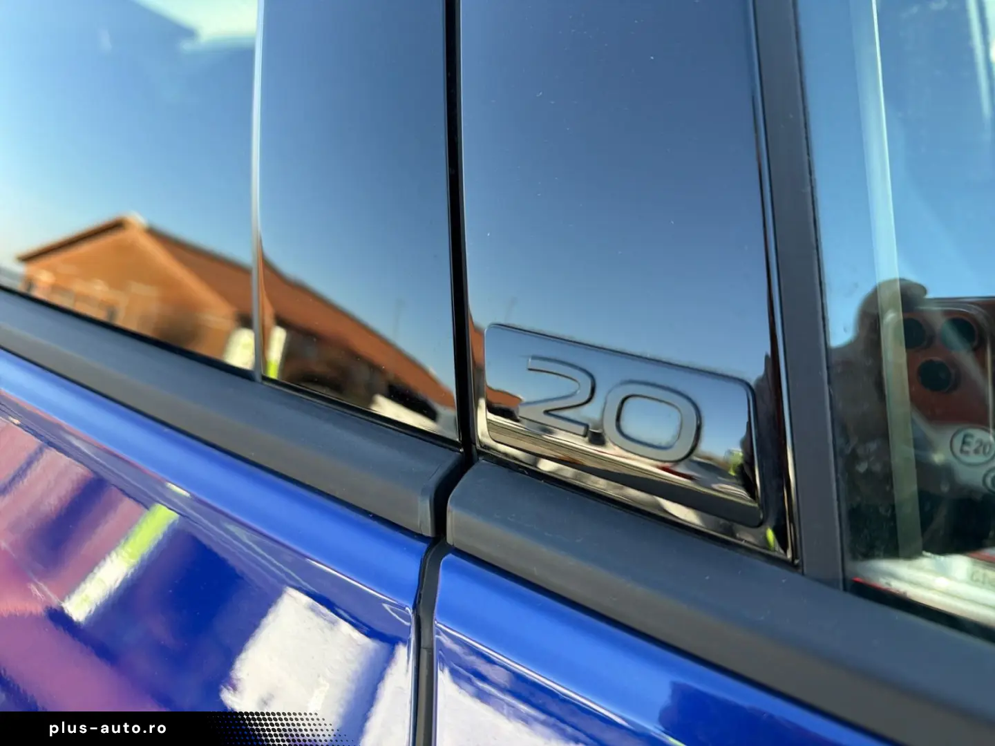 VW Golf R 20Years Akrapovic Pano Carbon h&k HuD Mat