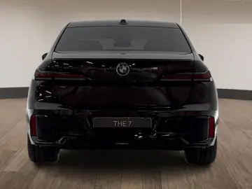 BMW 7 Series 740d xDrive Nero Lusso Edition