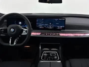 BMW 7 Series 740d xDrive Nero Lusso Edition