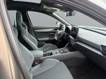Noul Cupra Formentor VZ5 2.5 TSI