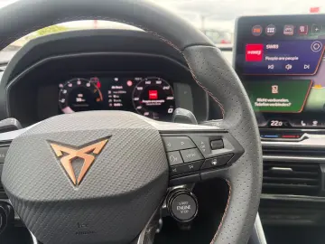 Noul Cupra Formentor VZ5 2.5 TSI