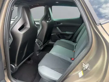 Noul Cupra Formentor VZ5 2.5 TSI