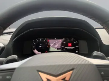 Noul Cupra Formentor VZ5 2.5 TSI