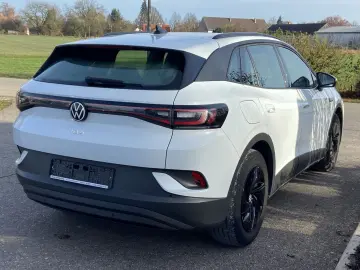 VW ID.4 NAVI LED CCS APP-CONNECT PDC LANE-ASSIS