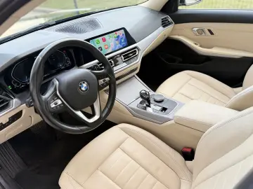 BMW Seria 3 G21 330e 292 cai Plug in Hibrid