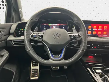 VW Golf R 4M 2.0 TSI PANO LEDER AKRA H&K HUD BlackS