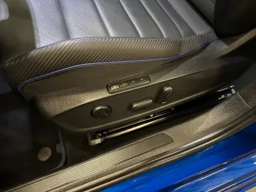 VW Golf R 20 Years 4Mot V-Max 19Zoll Matrix DCC H&K