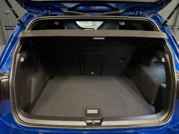 VW Golf R 20 Years 4Mot V-Max 19Zoll Matrix DCC H&K
