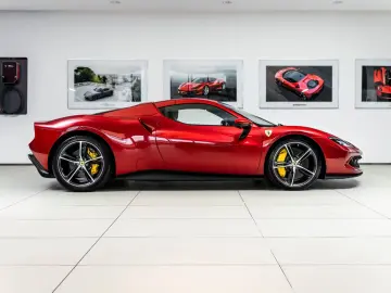 Ferrari 296 GTS