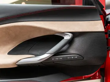 Ferrari 296 GTS