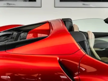 Ferrari 296 GTS