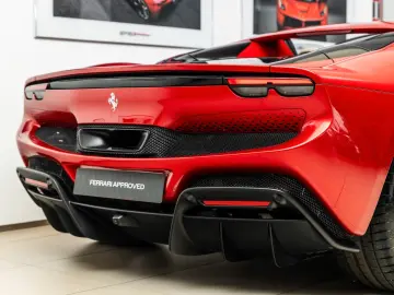 Ferrari 296 GTS