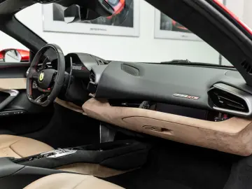 Ferrari 296 GTS