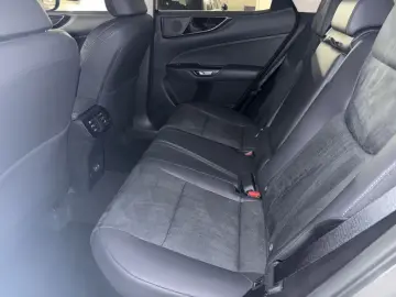 Lexus NX 350h E-FOUR Business CarPlay