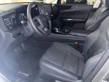 Lexus NX 350h E-FOUR Business CarPlay